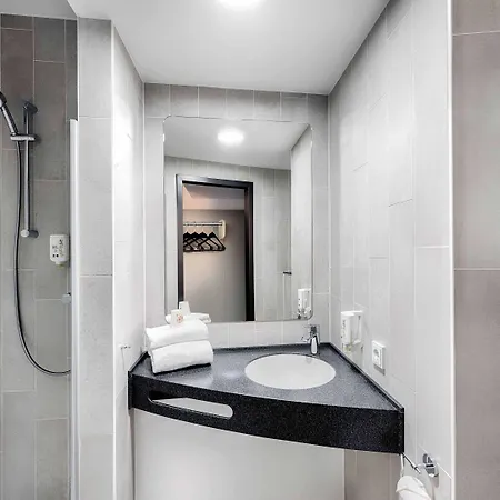 Bad Homburg 3*